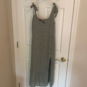 Abercrombie and Fitch moss green w/ white polka dot mid length dress w/ slit